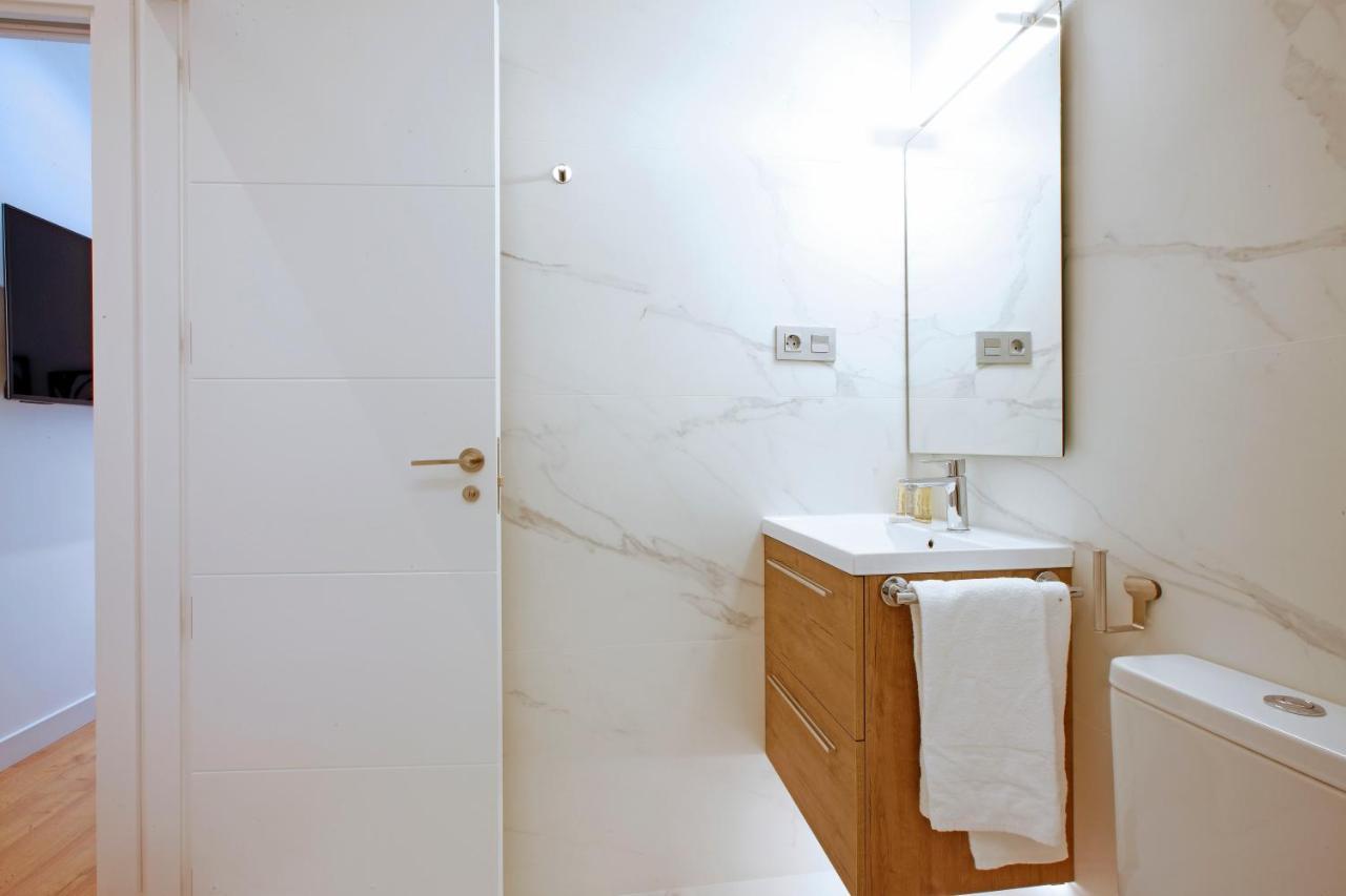 Tirso Suite Madrid Dış mekan fotoğraf